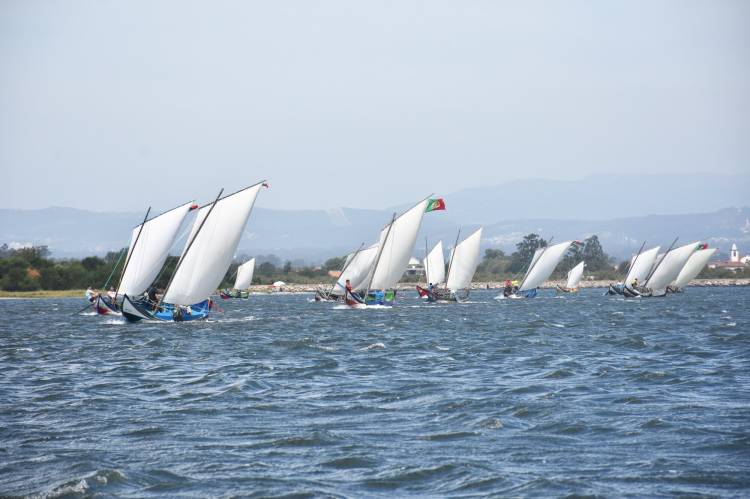 Semana do Emigrante | Corrida de Bateiras à Vela