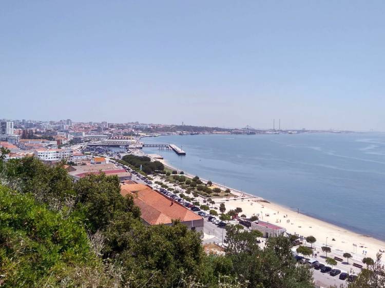 Passado à Beira Mar: Fortalezas e Estrada Romana de Setúbal