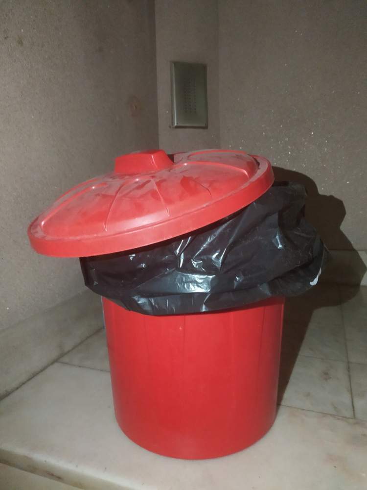 3 Homens Ecologicamente Tóxicos ou Este Espe(c)táculo É Lixo // Secção OFF - A Concurso // Estreia