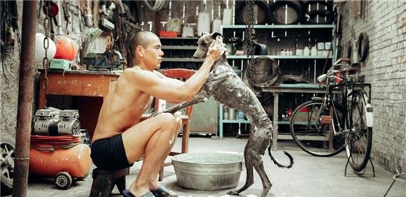 Cinema ao Ar Livre - Cão Preto