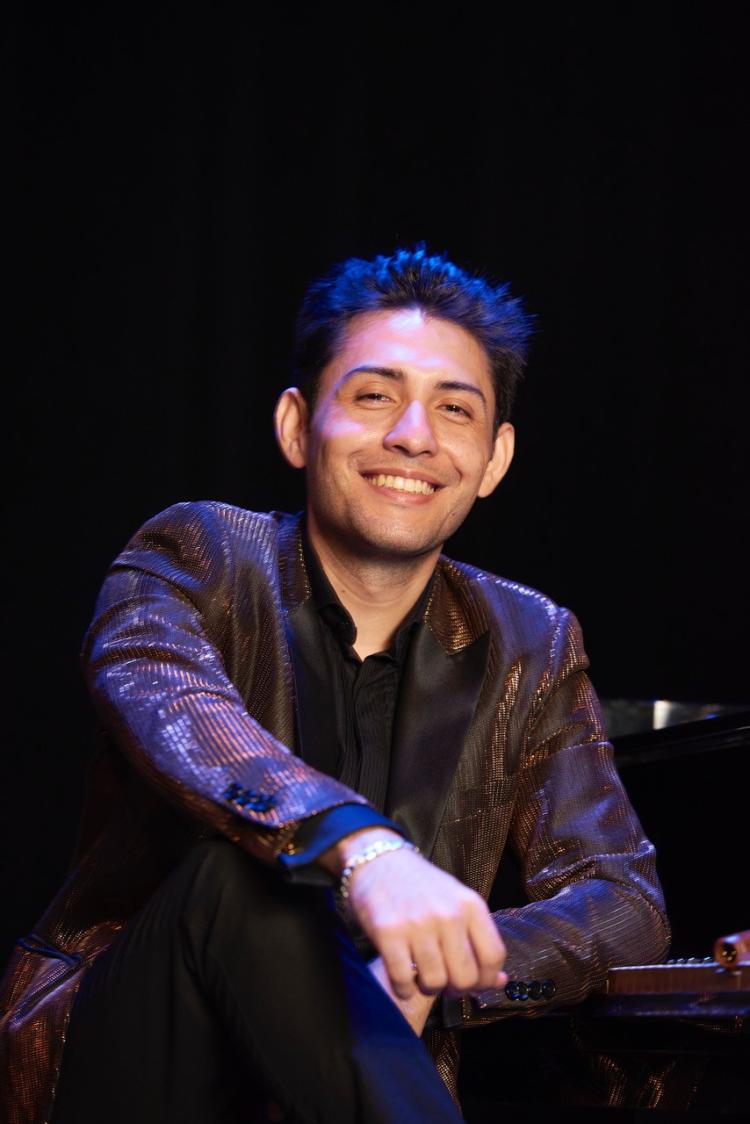 Música al Atardecer: De Fuga a Jazz: Un Viaje por la Historia Musical con Izmael Pacheco