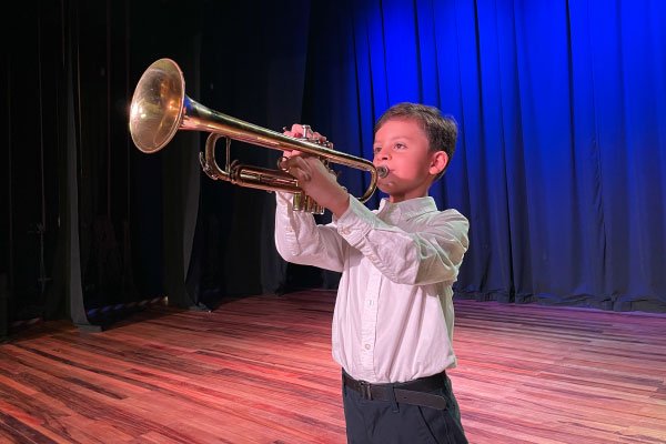 Jóvenes y música - Museo Juan Santamaria