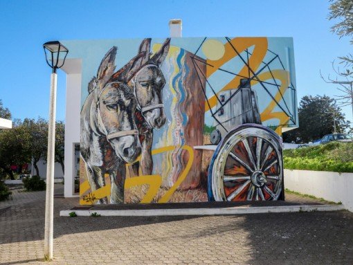 SESSÃO COMUNITÁRIA & PINTURA DE MURAL ARTURb 2025 com Patrícia Mariano