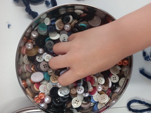 OFICINA DE LAVORES PARA FAMÍLIAS, com Maria João Cerol