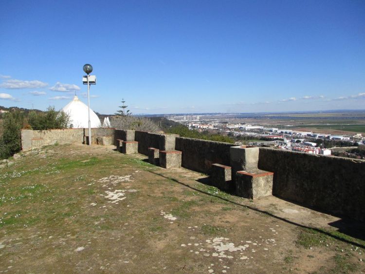 Caminhando em Miradouros do Tejo