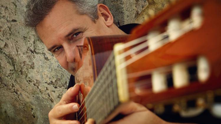 Pedro Jóia | ÀCapela Live Arts & Bar (Lisboa)