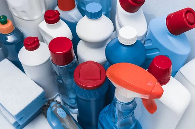 Detox da Casa – Químicos do Dia a Dia