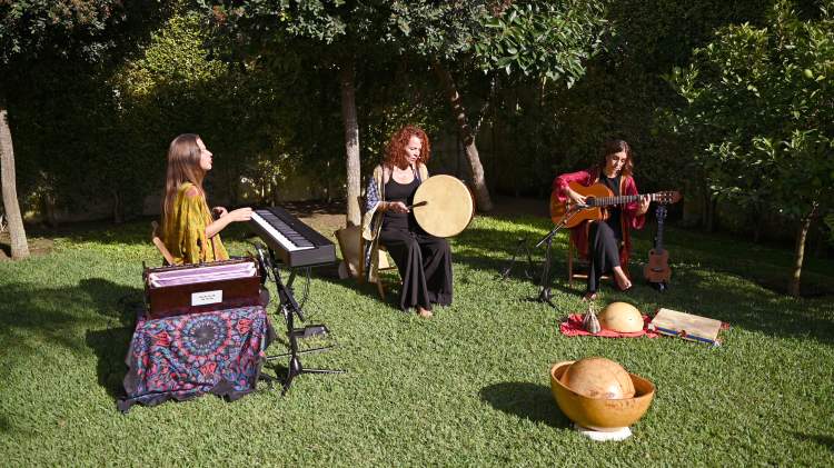 Mundos da Música: Concertos de Músicas do Mundo para Famílias