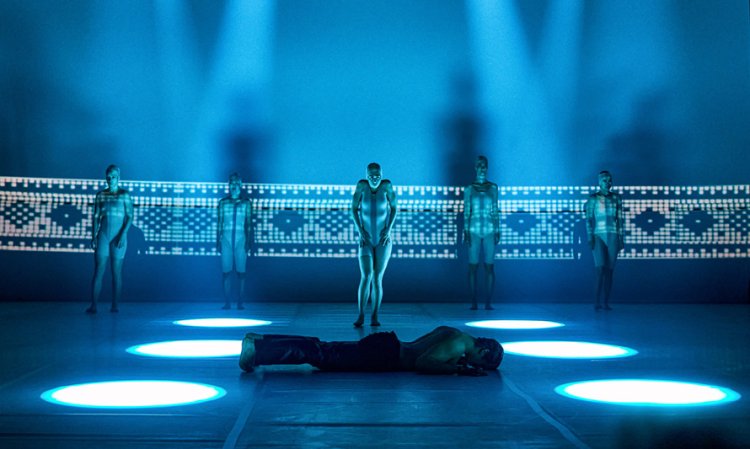 33ª Quinzena de Dança de Almada | GODOS, de AURA Dance Theatre (Lituânia)