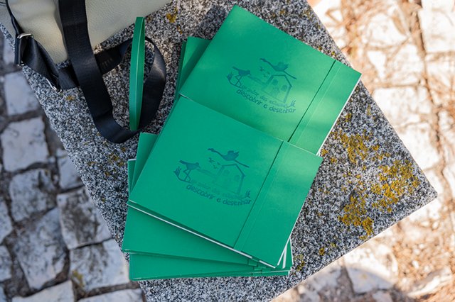 Outono, Desenhar o Moinho com Cores Primárias