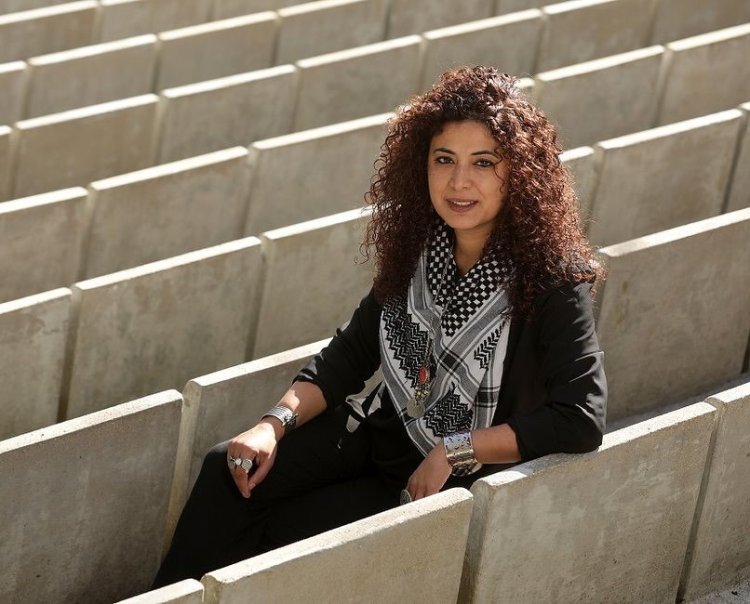 Apresentação do livro de poesia palestiniana 'Chuva de Jasmim', com a presença da autora Shahd Wadi