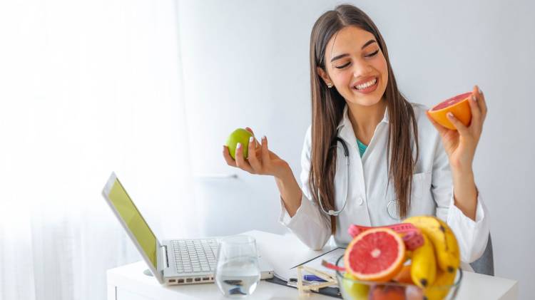 Psicologia, Nutrição e Doença Oncológica – Estratégias para o Bem-Estar, com Inês Almada Correia e Andreia Cardoso