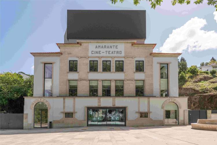 Espetáculo “Sementes de Paz”