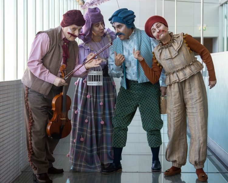 Como anoitecer um pirilampo segundo o Dr. Qwrtzfgtlvskh