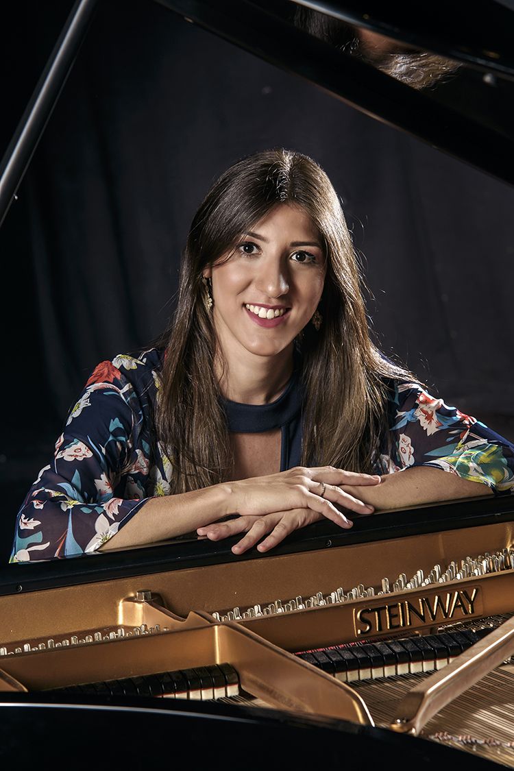 Recital de piano “Contrastes - Música Europea y Paraguaya”