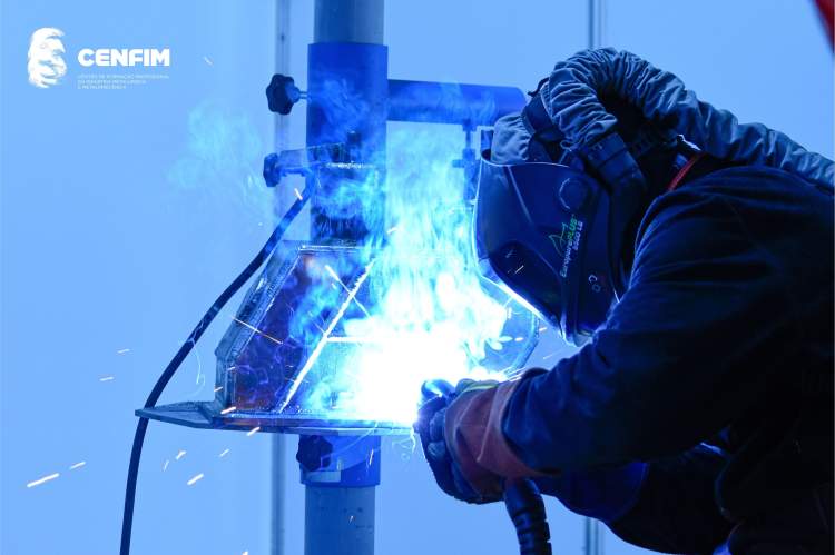 Exposição: RETRATO DA INDUSTRIALIZAÇÃO E INDÚSTRIA CONTEMPORÂNEA EM PORTUGAL