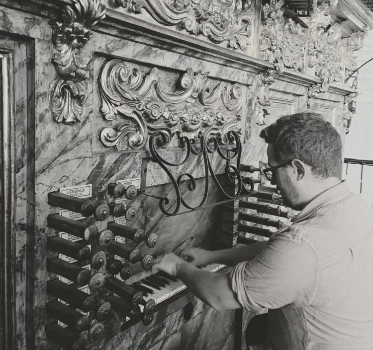 Flaut‑In / Fl‑Out