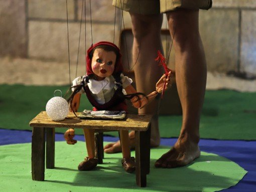 ABRAÇO – ESPETÁCULO DE MARIONETAS, MAGIA E CIRCO, pelo TEL