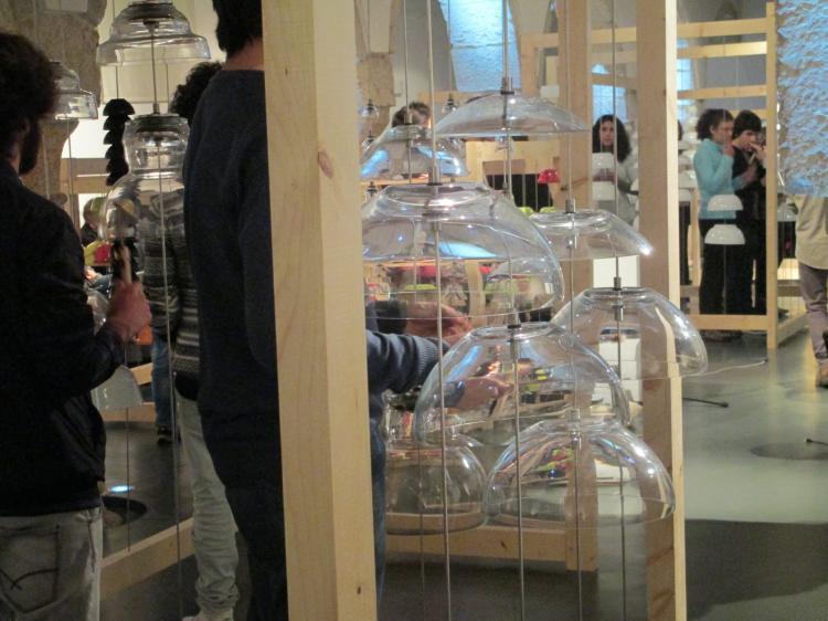 Mi | GAMELÃO DE PORCELANA E CRISTAL - Companhia de Música Teatral