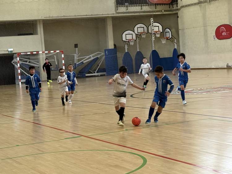 Programa Encontros Desportivos Concelhios – XIRA2026 promove a 6.ª Jornada de Futsal na categoria de “Traquinas”