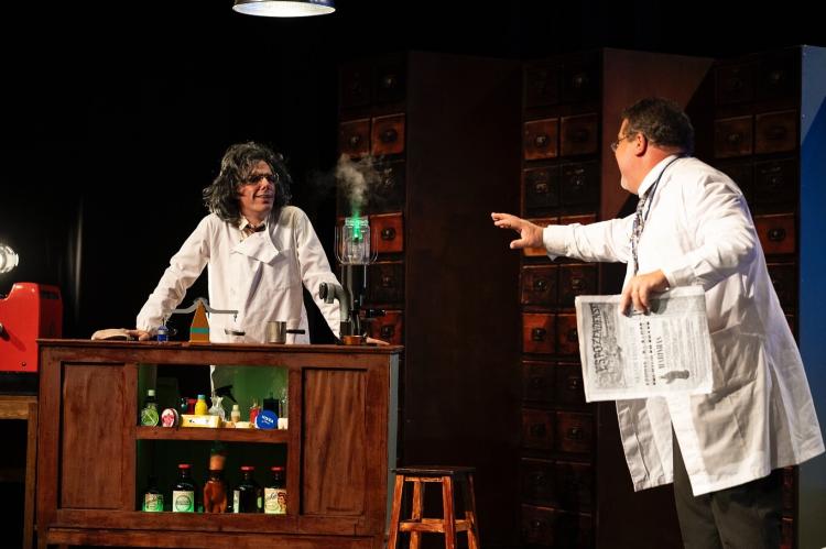 TEATRO “Grandes Males, Grandes Remédios” | 15.º Encontro de Teatros