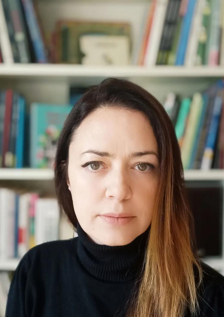 Córdoba. Gráficas! Decoración de escaparate con Irene Olmo