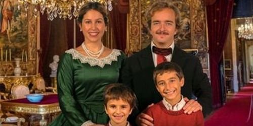 Os reis mostram o Palácio da Ajuda