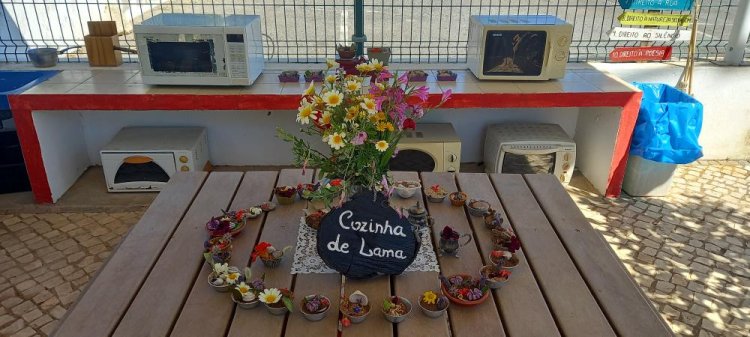 A tradição do sabão e cozinha de lama