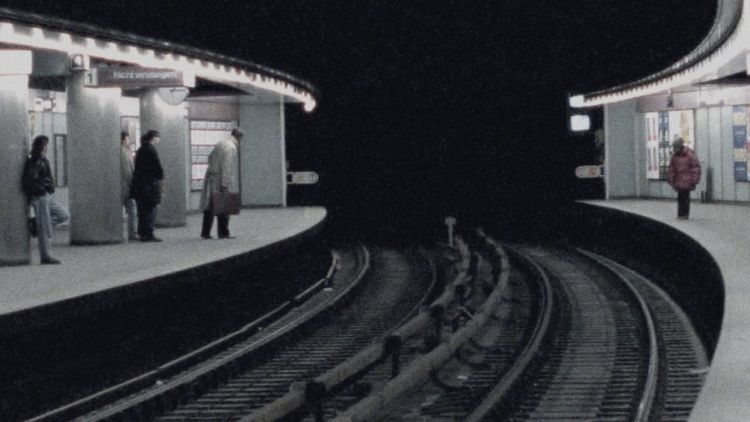 Cine «71 fragmentos de una cronología del azar»