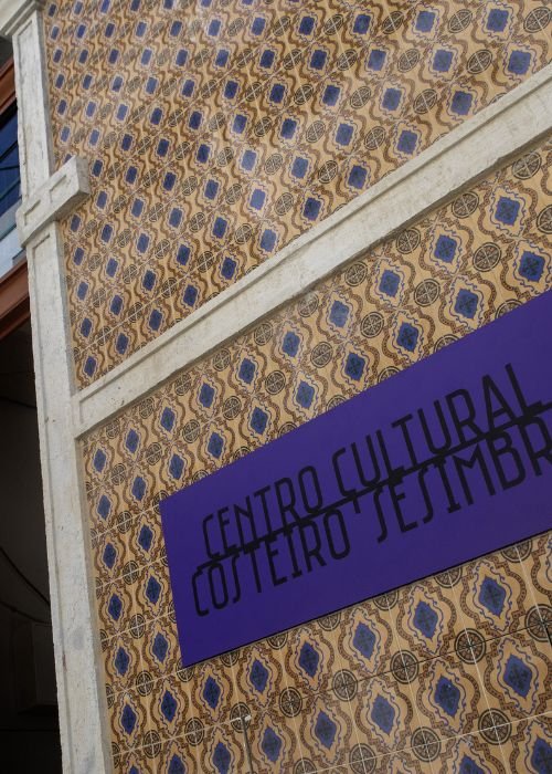 Domingo às 11... No Museu - Caixa de Luz Mágica – Fotografia de Objetos Mini