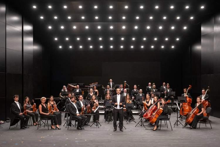 Concerto de Ano Novo pela Orquestra do Norte