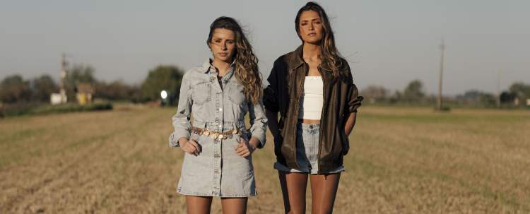 Nena e Joana Almeirante – Dois Pares de Botas