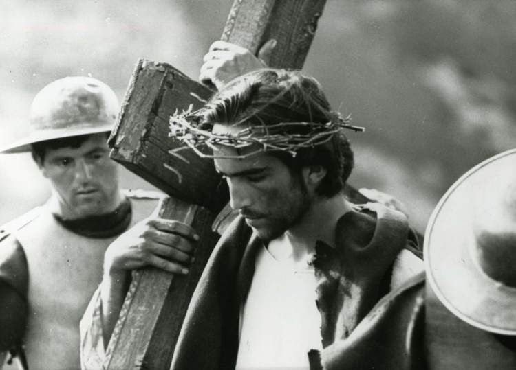 Luzes na Caverna VII