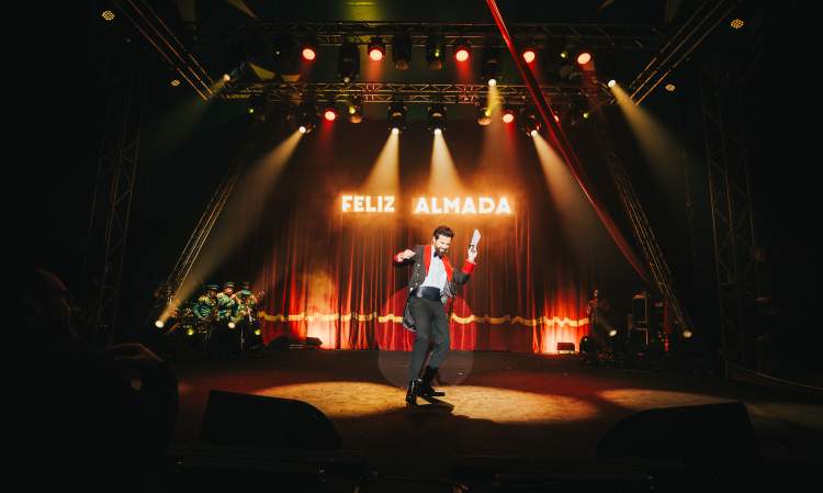 Circo de Natal - Rodrigo Gomes