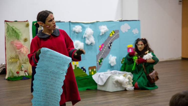 Espetáculo de teatro infantil “O Natal Bombástico”