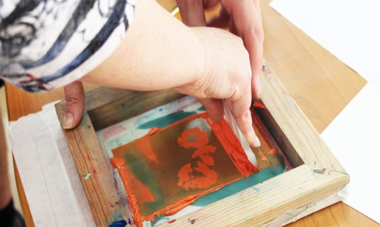 SERIGRAFIA ARTESANAL – Oficina para famílias