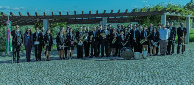 Lapas em Concerto – Entre Grutas e Encantos