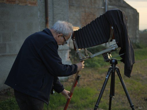 EXIBIÇÃO DO FILME “GUIDO GUIDI LIVES IN HIDING”, de Paulo Catrica
