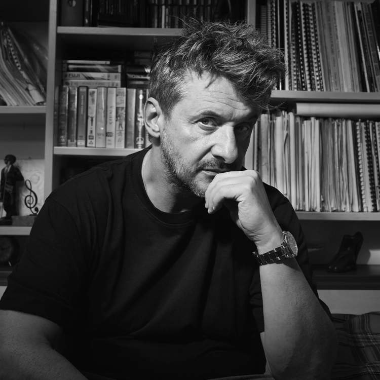 Rui Massena – “Parents’ House – Piano Solo”