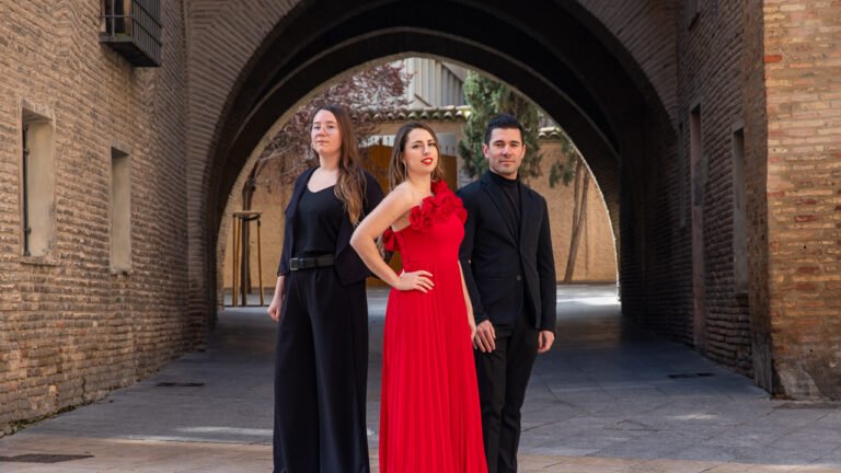 Trío Lírico Eleusis | Ópera y zarzuela a la luz de las velas