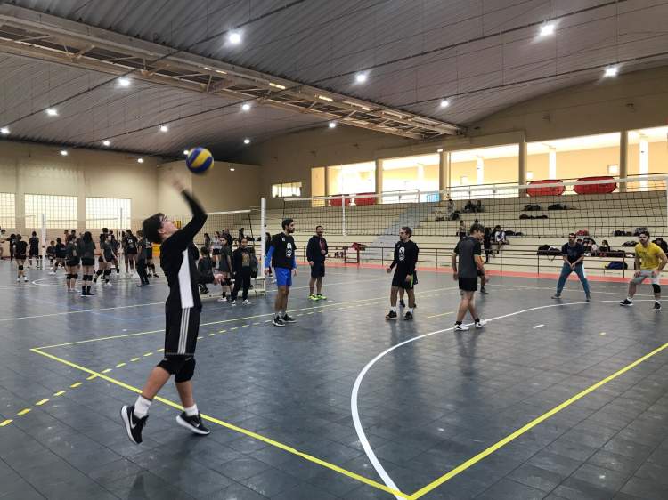 Voleibol e Futsal são as modalidades em foco no Programa Encontros Desportivos Concelhios – XIRA2026
