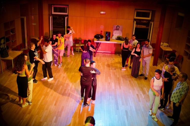 Bachata n'Amarela