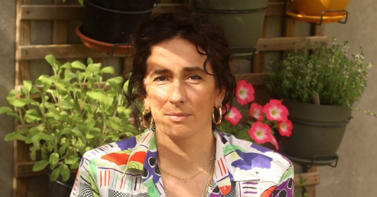 A Garota Não – A Vulgar Mulher Extraordinária