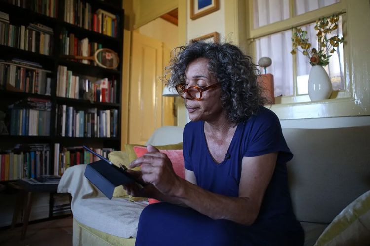 'Chá da Meia-Noite' de Sibila Lind