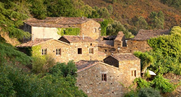 Construção de Muros de Pedra Seca