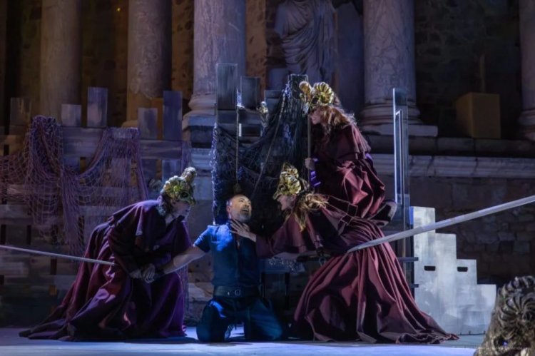 Teatro: 'Jasón y las Furias'