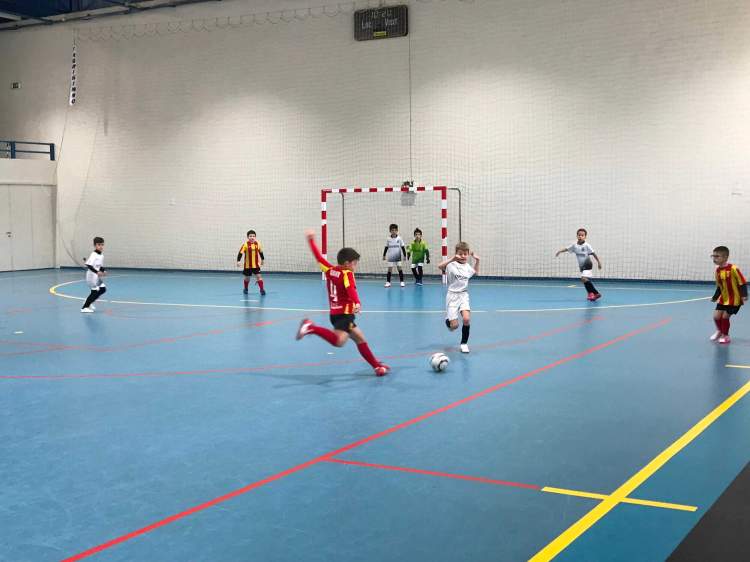 Programa Encontros Desportivos Concelhios – XIRA2025 destaca a 10ª. Jornada de Futsal na categoria de “Traquinas”
