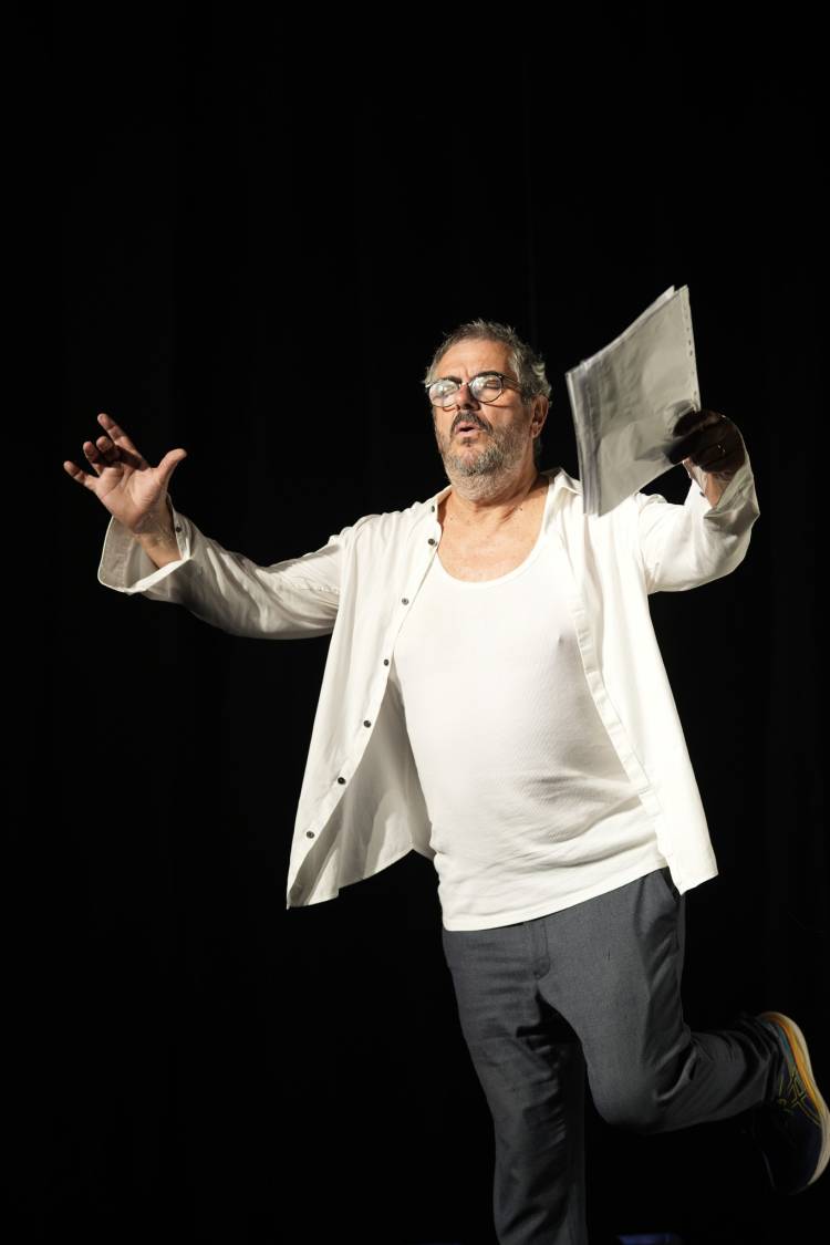 O Amor é Fodido, de João Garcia Miguel - Texto de Miguel Esteves Cardos