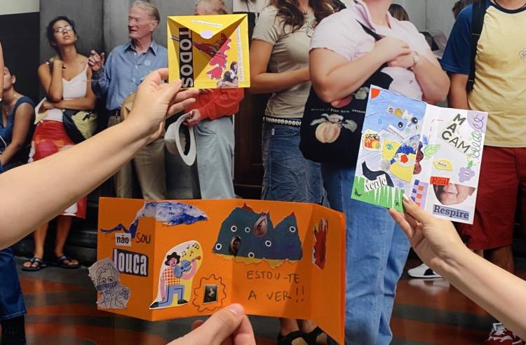 Diz em luz alta! Fanzine