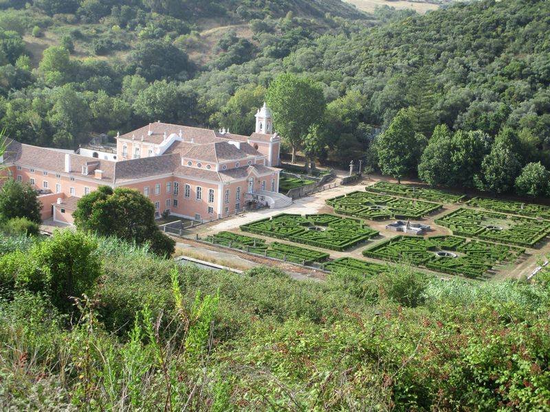 Caminhando nos Trilhos do Correio-Mor